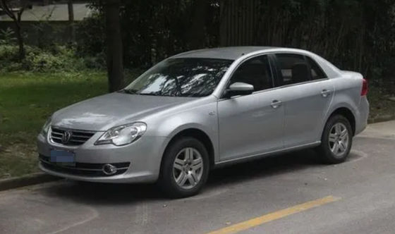 Pintura de pulverización para automóviles metálica polivalente prácticamente inodora