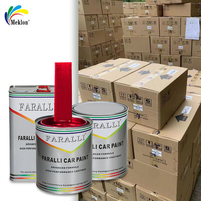 Los fabricantes venden pintura acrílica para automóviles que es resistente al desgaste y a los arañazos.